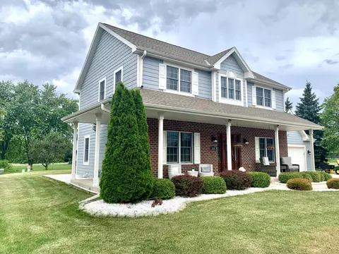 5114 W Highlands, Franklin, WI 53132