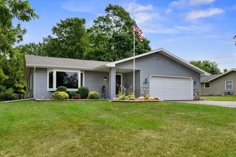 1456 Tomac, Hubertus, WI 53033