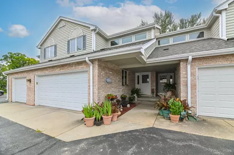 7919 W Wind Lk #5, Norway, WI 53185
