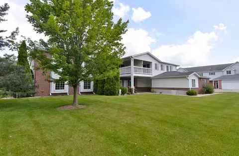858 Boulder #303, Mount Pleasant, WI 53406