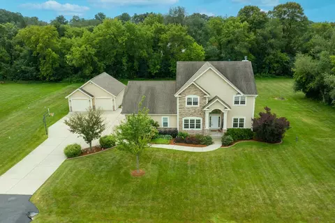 3847 Sparrow Hawk, Colgate, WI 53017