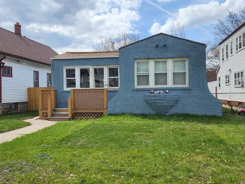 3051 N 52nd, Milwaukee, WI 53210