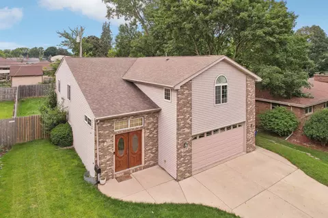 6038 43rd, Kenosha, WI 53142