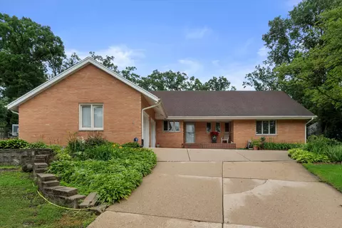 1288 S Cherokee, Waukesha, WI 53186