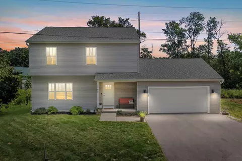 n1266 Maple Road, Bloomfield, WI 53128