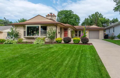742 Robertson, Wauwatosa, WI 53213