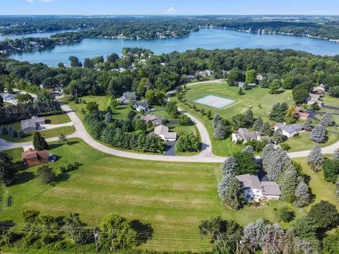 Lt10 Pebble Beach, La Grange, WI 53121