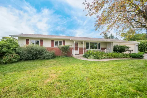 520 Lynwood, Sheboygan Falls, WI 53085