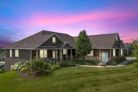 721 Ridge Pointe, Plymouth, WI 53073