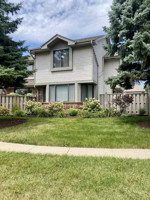 1463 28th #1, Kenosha, WI 53140