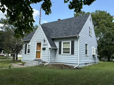 2207 14th, La Crosse, WI 54601