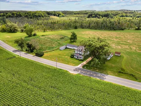 w8955 County Road S, Scott, WI 53040