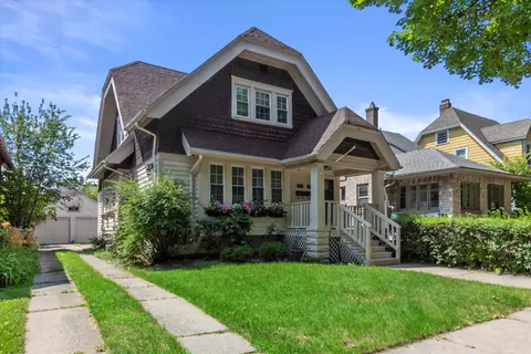 2021 N 54th #2019, Milwaukee, WI 53208