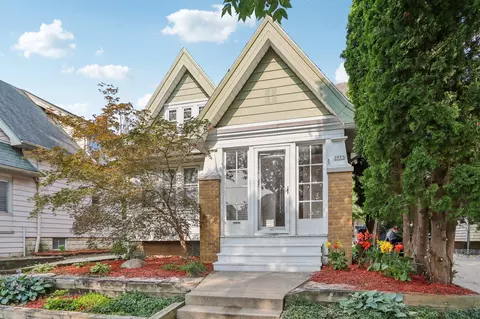 3053 N 57th, Milwaukee, WI 53210