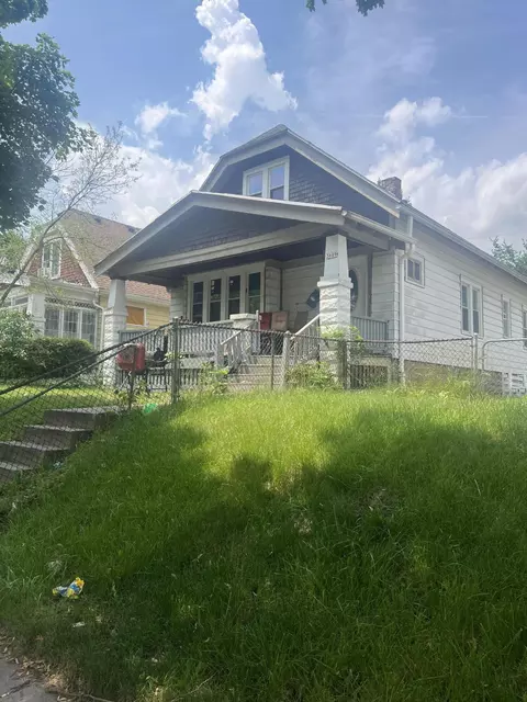 3609 N 22nd, Milwaukee, WI 53206