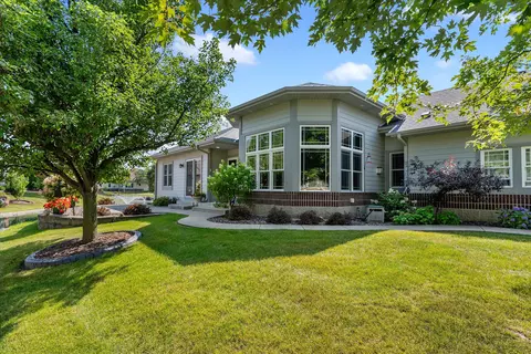 n162w20725 Sharon Lee, Jackson, WI 53037