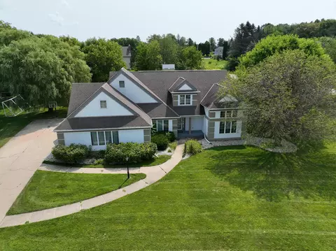 5323 Old Farm, Racine, WI 53402