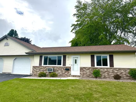 1115 Dewey, Kiel, WI 53042
