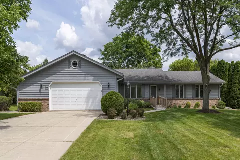 w147n7050 Woodland, Menomonee Falls, WI 53051