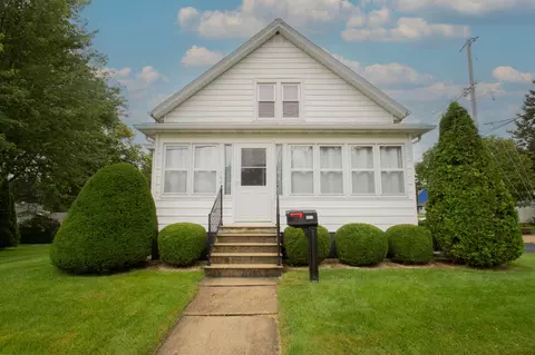 1022 Center, Watertown, WI 53098