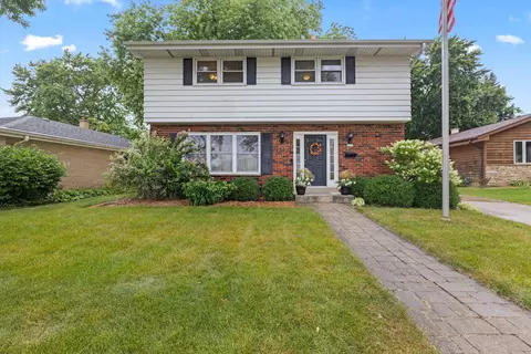 6230 W Warnimont, Milwaukee, WI 53220
