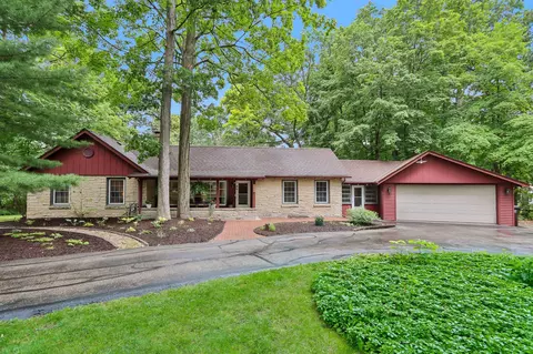 12800 W W Frst, New Berlin, WI 53151