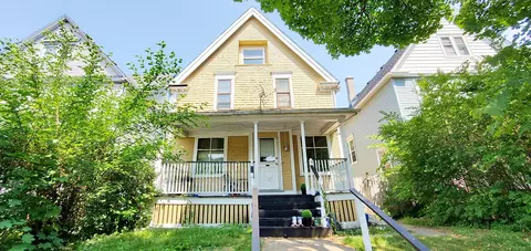 1332 N 31st, Milwaukee, WI 53208