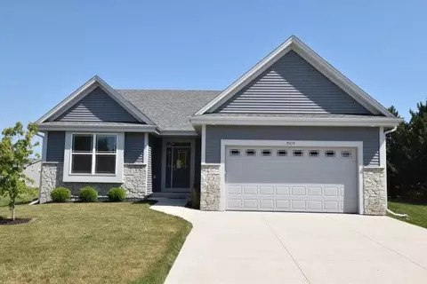 9014 Prairie Xing, Caledonia, WI 53126