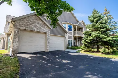 w159n4870 Graysland #21, Menomonee Falls, WI 53051