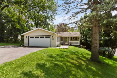 513 Free Church, Williams Bay, WI 53191