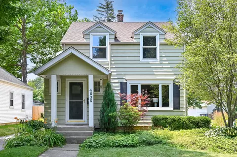 4635 N Woodruff, Whitefish Bay, WI 53211