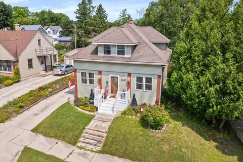 2006 Park, New Holstein, WI 53061