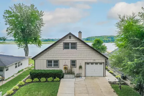 w300s10370 Lakeside, Mukwonago, WI 53149
