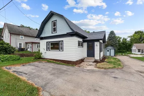 3782 Hubertus, Hubertus, WI 53033