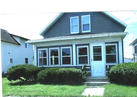 1409 Caledonia, La Crosse, WI 54603