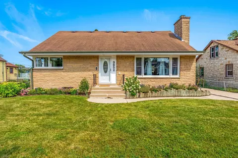 3652 S 88th, Milwaukee, WI 53228