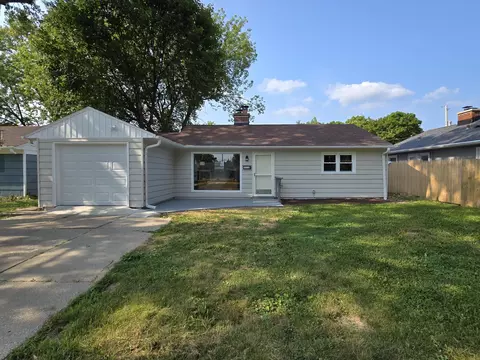 5712 W Thurston, Milwaukee, WI 53218