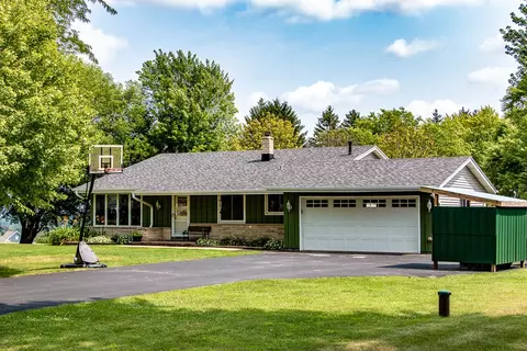3119 Skyline, Hubertus, WI 53033