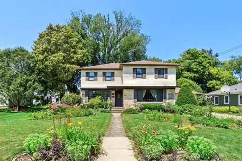 609 Mulberry, Lake Mills, WI 53551