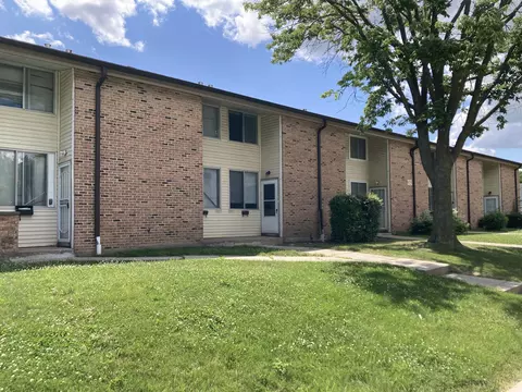 9325 W Allyn #C, Milwaukee, WI 53224