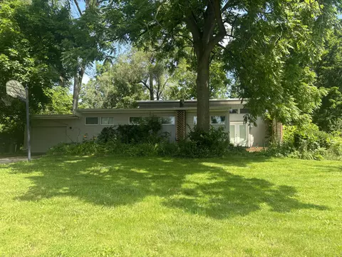 4612 Meadow, Racine, WI 53402