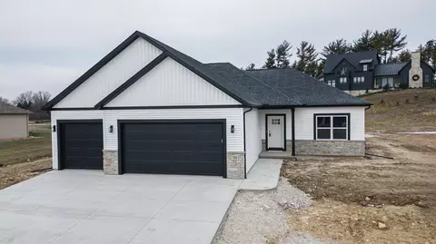 725 Evergreen, Brownsville, WI 53006