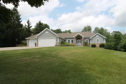 s75w22310 Glenecho, Big Bend, WI 53103