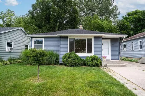 3406 S Kansas, Milwaukee, WI 53207