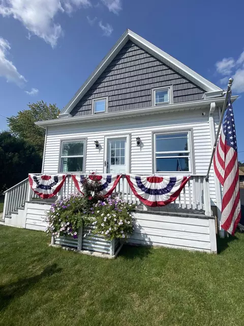 1121 13th, Grafton, WI 53024
