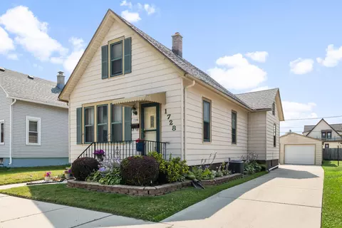 1728 S 12th, Sheboygan, WI 53081