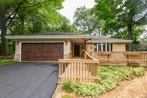 1265 Parkway, Brookfield, WI 53005