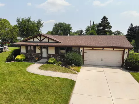 7146 S 38th, Franklin, WI 53132