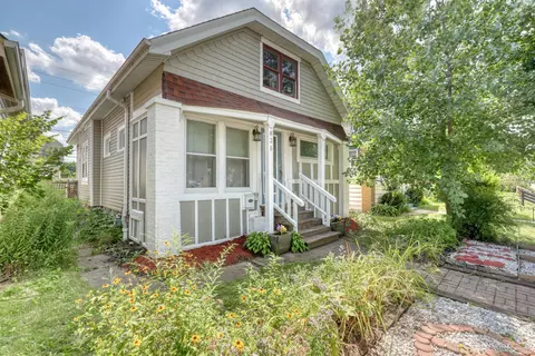825 E Keefe, Milwaukee, WI 53212