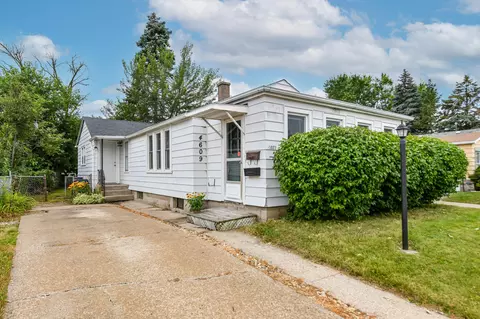 4609 21st, Racine, WI 53405